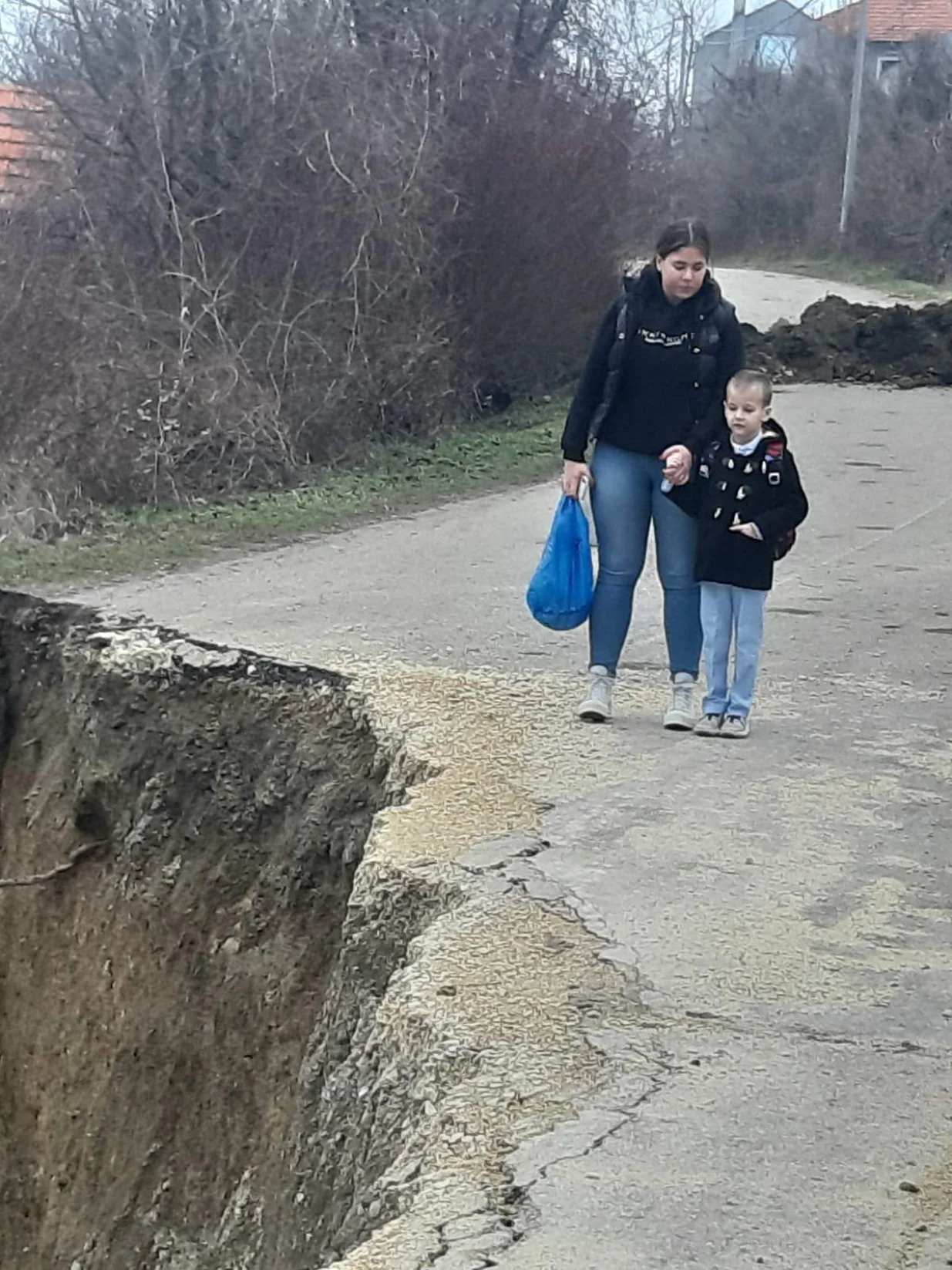 Ugljevik Selo, mještani i eksproprijacija/