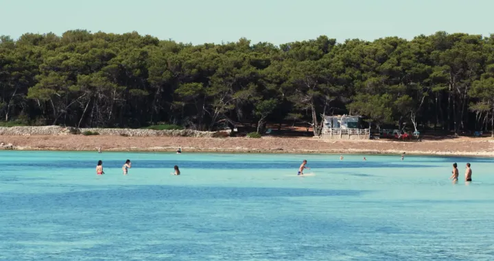 Predivna plaža Sakarun/Istraži Hrvatsku