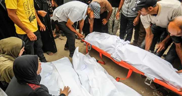 Ilustracija: Abed Rahim Khatib/Foto: 