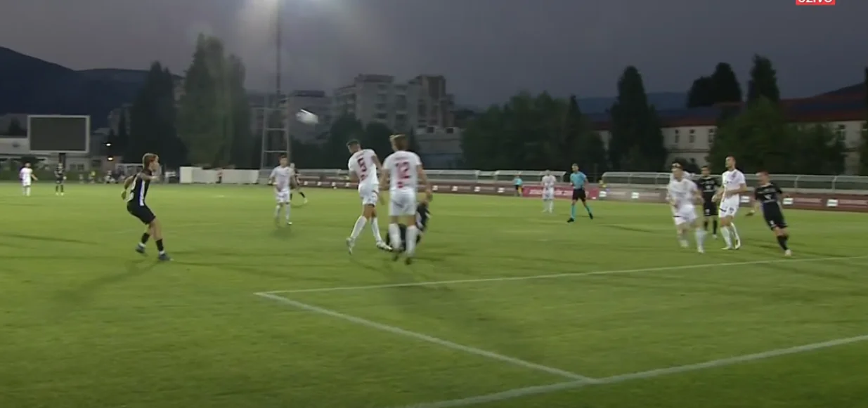 Penal za goste/Foto: 