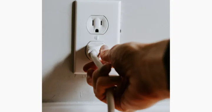 isključiti iz utičnice/