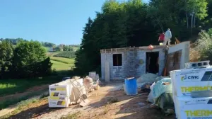 velika kladuša, Komšije poklonili zemlju i započeli izgradnju kuće porodici Džananović/Fena