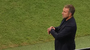 epa10342642 Head coach Hansi Flick of Germany during the FIFA World Cup 2022 group E soccer match between Costa Rica and Germany at Al Bayt Stadium in Al Khor, Qatar, 01 December 2022. EPA/Friedemann Vogel/Foto: Friedemann Vogel