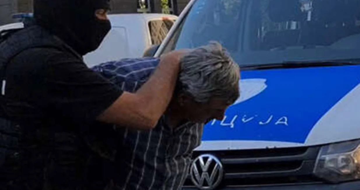 Ranko Jaćimović iz Šamca osumnjičeni za dvostruko ubistvo predat tužilaštvu u doboju/Srna