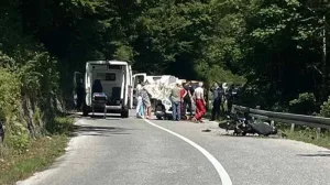 Sa mjesta nesreće - motociklista poginuo kod Tjentišta/Atv