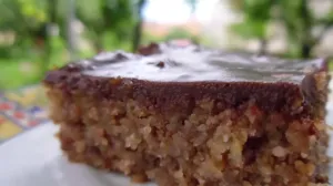 Griz kolač sa jabukama i orasima/Coolinarka