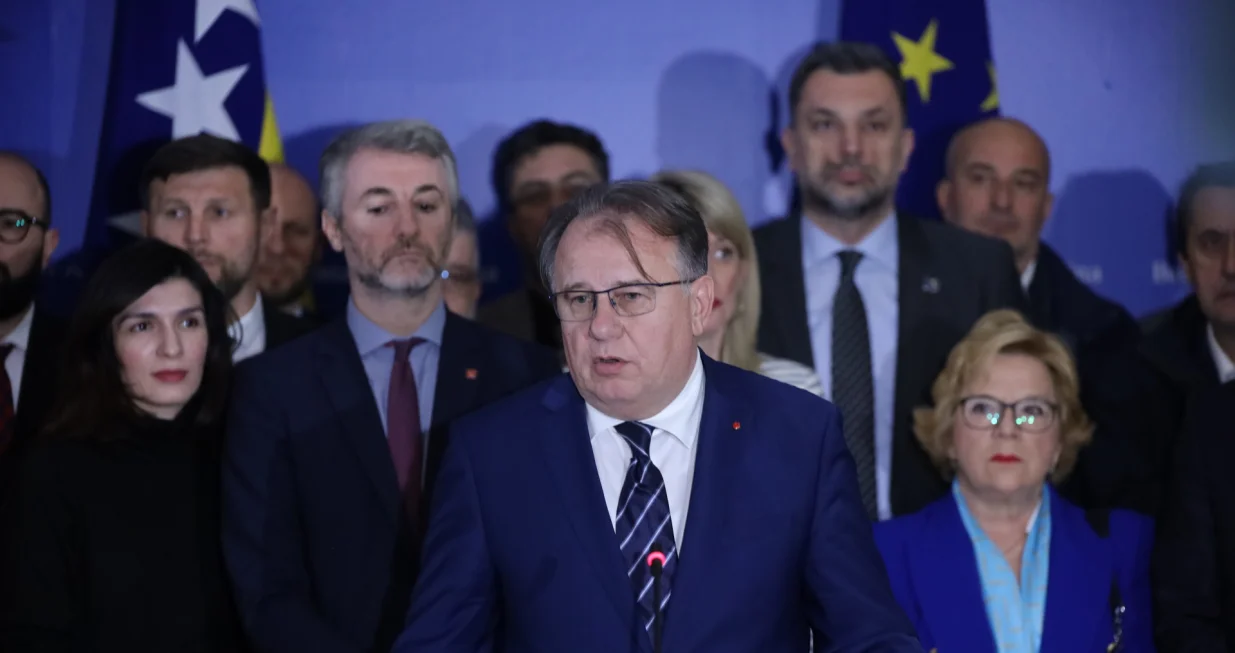 Trojka pres eu/Senad Gubelić