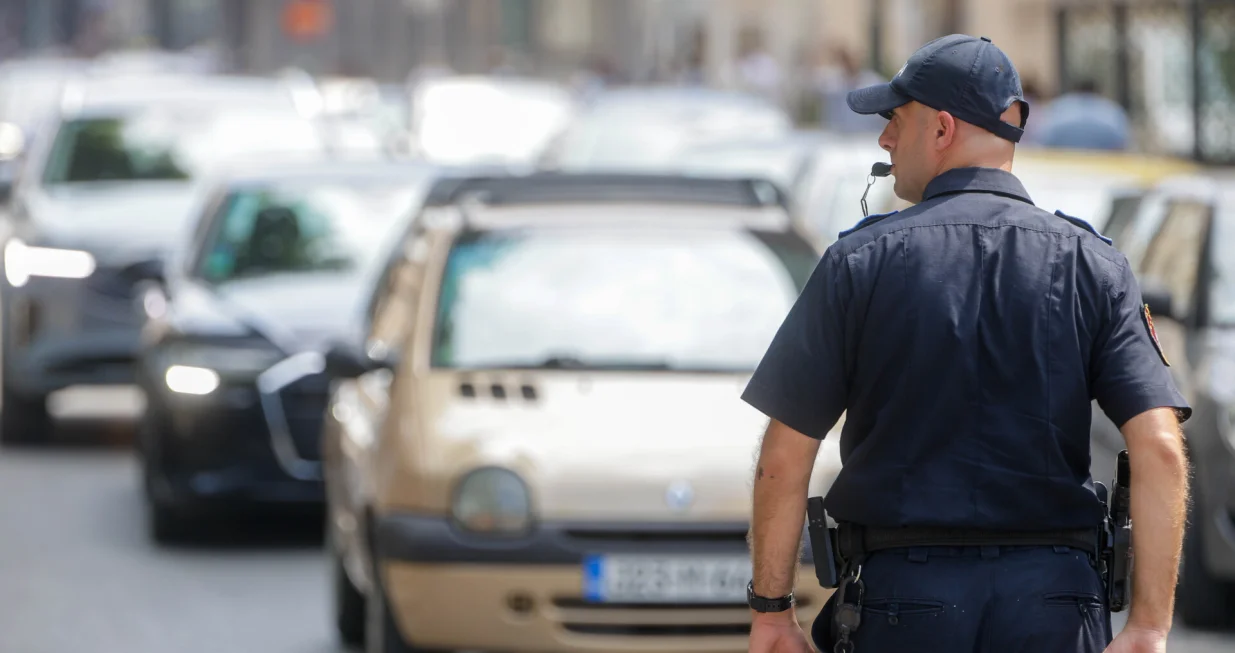 Policija ilustracije/Damir Deljo