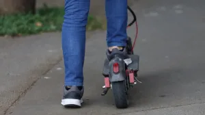 Romobil/Ilustracija//