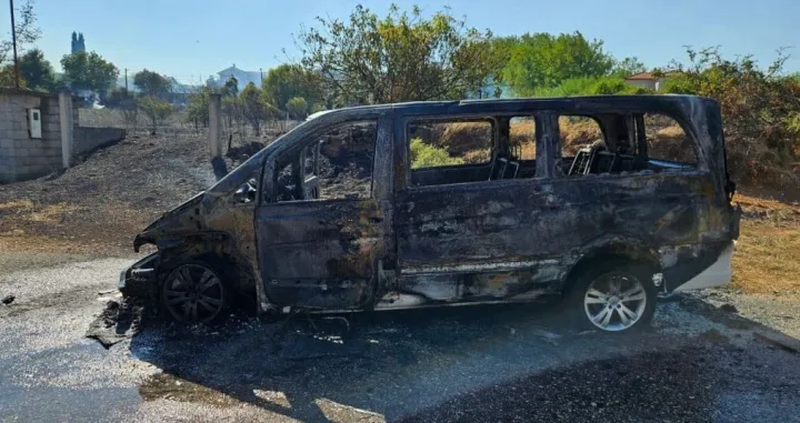 Vatra "progutala" kombi/Hercegovina.info//