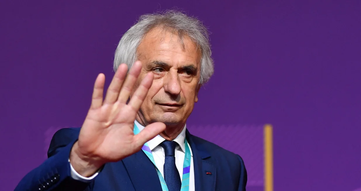 epa09863836 Head coach of the Moroccan national soccer team Vahid Halilhodzic arrives for the main draw for the FIFA World Cup 2022 in Doha, Qatar, 01 April 2022. EPA/NOUSHAD THEKKAYIL/Foto: Noushad Thekkayil