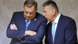 Milorad Dodik i Goran Bubić/Senad Gubelić