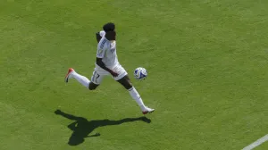 Soccer Football - FIFA Club World Cup - Semi Final - Paris St Germain v Real Madrid - MetLife Stadium, East Rutherford, New Jersey, U.S. - July 9, 2025 Real Madrid's Vinicius Junior in action REUTERS/Brian Snyder/Foto: Brian Snyder