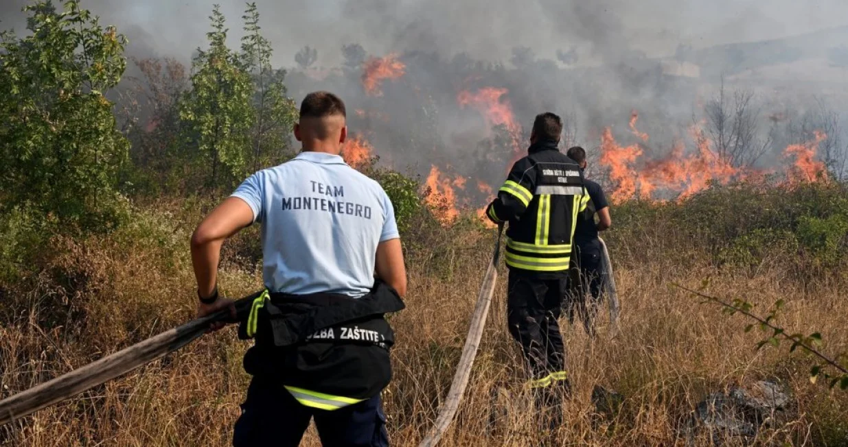 Požari se šire Crnom Gorom/