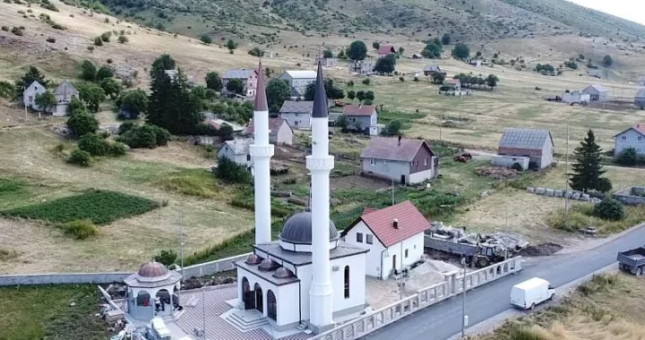 Džamija Ravno-Kupres, uskoro svečano otvorenje/Iz Bih