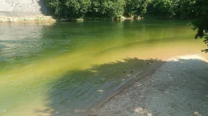 Rijeka Una promijenila boju/Usr Krušnica 1936