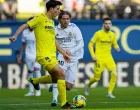 epa10394390 Villarreal's defender Pau Torres (L) in action against Real Madrid's midfielder Luka Modric (C) during the Spanish LaLiga soccer match between Villarreal CF and Real Madrid at Estadio de La Ceramica in Vila-real, eastern Spain, 07 January 2022. EPA/Biel Alino/Foto: Biel Alino