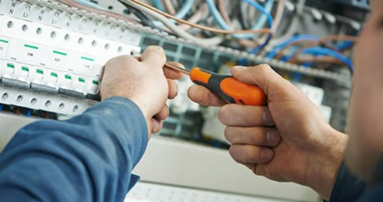 električari ilustracija/