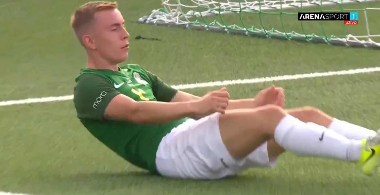 Valgeirsson postigao autogol (FOTO: Screenshot/Arenasport)/Foto: 