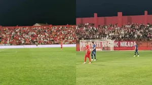 Atmosfera na stadionu Rođeni/Foto: 