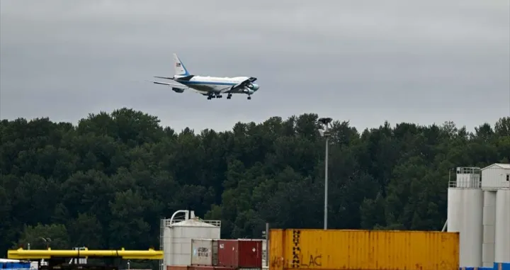 Američki predsjednik Donald Trump stigao je na Aljasku gdje će se sastati s Vladimirom Putinom/Fatih Aktaş