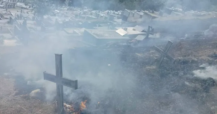 Požar na groblju, Banja Luka, groblje/Vatrogasci Banja Luka