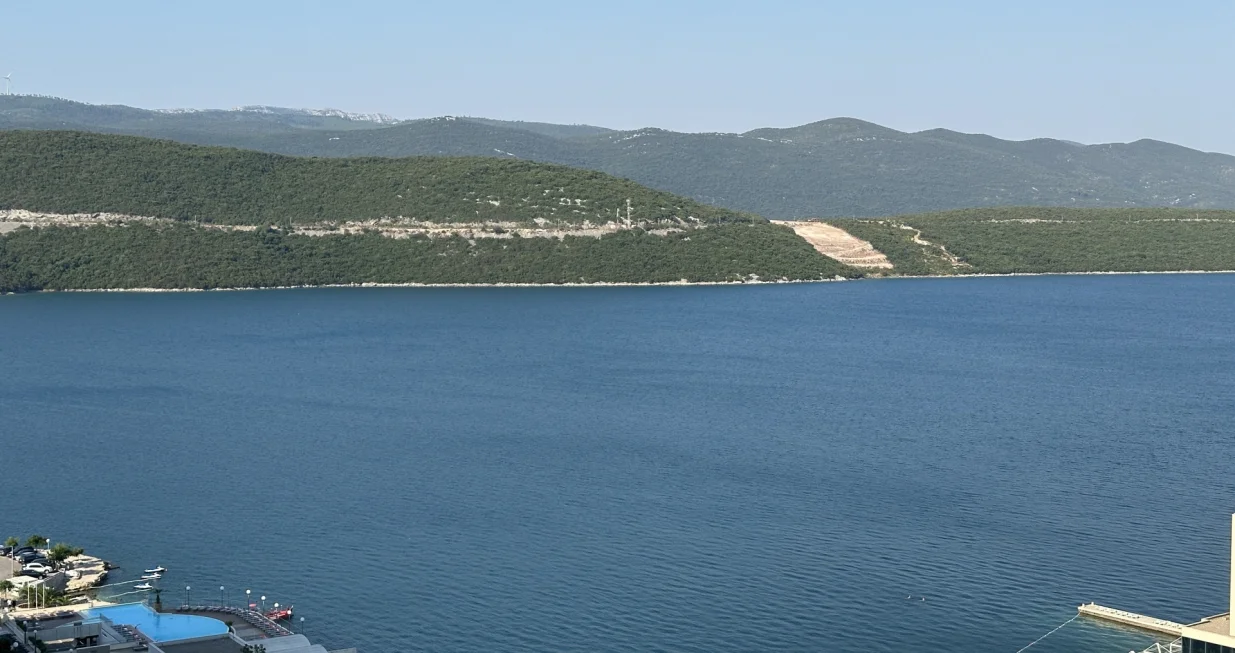 Nesvakidašnja krađa u Neumu/Amir Papić