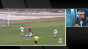 Haris Kaljanac sporni momenat Sloga - Borac/Foto: 