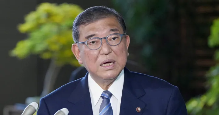 Japanese Prime Minister Shigeru Ishiba speaks to the media at his office in Tokyo, Japan, July 23, 2025. Kyodo/via REUTERS ATTENTION EDITORS - THIS IMAGE HAS BEEN SUPPLIED BY A THIRD PARTY. MANDATORY CREDIT. JAPAN OUT. NO COMMERCIAL OR EDITORIAL SALES IN JAPAN.  TPX IMAGES OF THE DAY/Kyodo