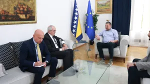 Konaković i Holtzapple/