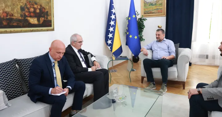 Konaković i Holtzapple/