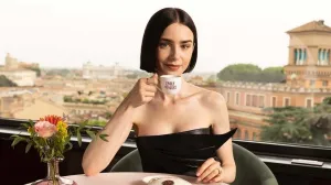 Lily Collins, Emily in Paris, Netflixova serija//