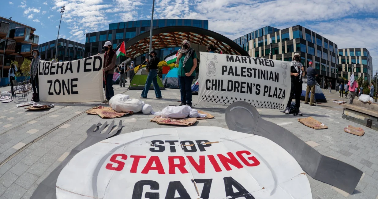 Protest radnika Microsofta zbog saradnje sa izraelskom vojskom/No Azure For Apartheid