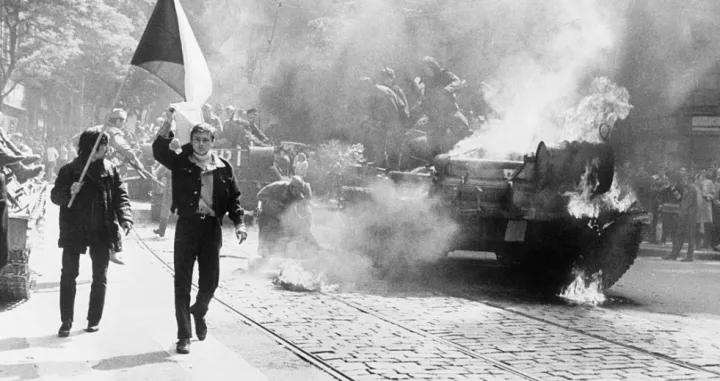 praško proljeće, sovjetski tenkovi, čehoslovačka, prag/