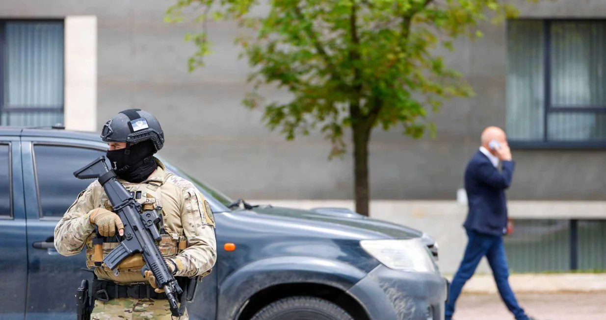 MUP RS, SAJ, specijalci čuvaju Milorada Dodika, specijalci ispred Univerziteta u Istočnom Sarajevu/Damir Deljo