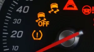 Česta lampica na dizelašima koja muči vozače/Pinterest