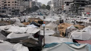 Palestinians, displaced by the Israeli offensive, shelter in tents, amid a hunger crisis, in Gaza City, August 1, 2025. REUTERS/Dawoud Abu Alkas/Dawoud Abu Alkas