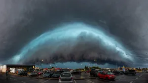 Zastrašujuće i zadivljujuće fotografije olujnih oblaka/Maja Kraljik