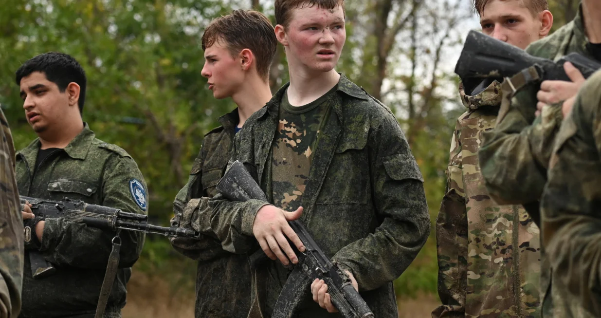 Students of the Don Cossack Cadet School of the Emperor Alexander III and members of the Cossack community undergo military training in the Rostov Region, Russia August 21, 2025. REUTERS/Sergey Pivovarov/Sergey Pivovarov
