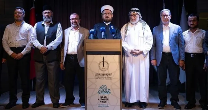 Više od 150 muslimanskih učenjaka iz preko 50 zemalja okupilo se u Istanbulu kako bi razgovarali o genocidnom ratu Izraela i humanitarnim odgovornostima islamskog svijeta; konferencija: "Islamska i humanitarna odgovornost: Gaza"//