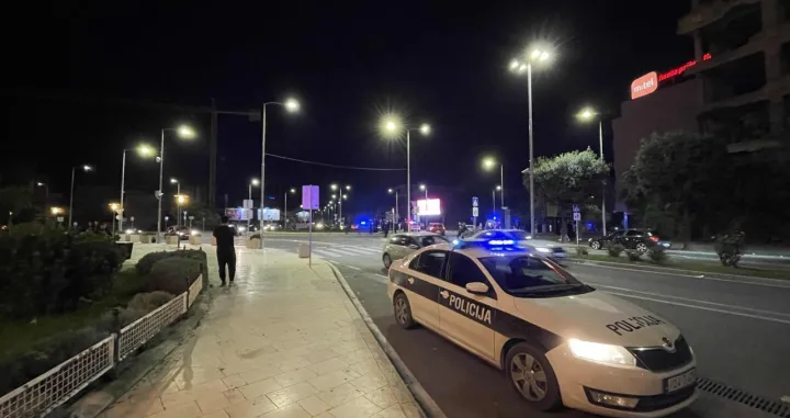 Neredi u Mostaru policija/