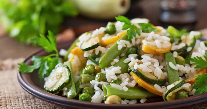 rižoto s povrćem/Freepik