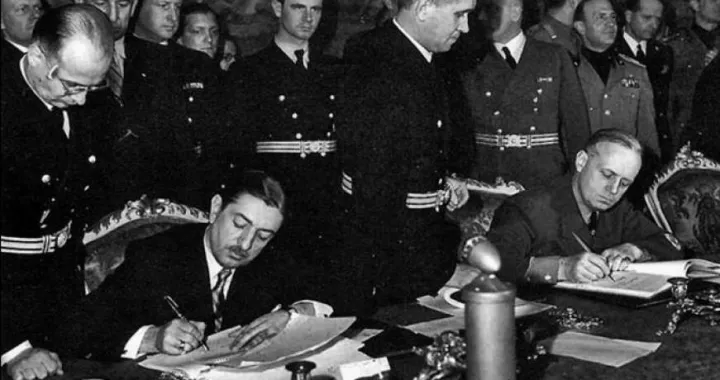 1939. Jugoslovenski premijer Dragiša Cvetković i vođa Hrvatske seljačke stranke Vlatko Maček potpisali sporazum kojim je ustanovljena Banovina Hrvatska, a lider HSS-a postao je potpredsjednik jugoslovenske vlade/