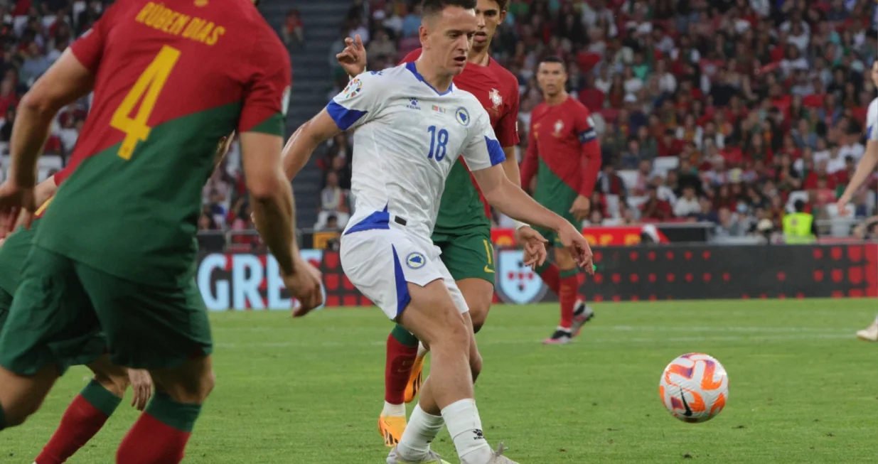 Portugal - Bosna i HercegovinaAmir HadžiahmetovićJoao Felix/Foto: 
