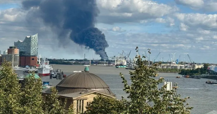 Pretpostavlja se da su uzrok plinske boce/X/