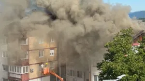 Vlasenica, gori zgrada, vatrogasci/Facebook