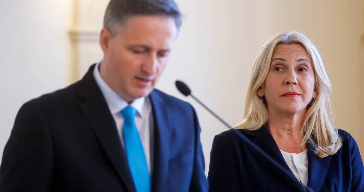 Željka Cvijanović, facijalne ekspresije tokom obraćanja Denisa Bećirovića, Denis Bećirović, Predsjedništvo BiH/Damir Deljo