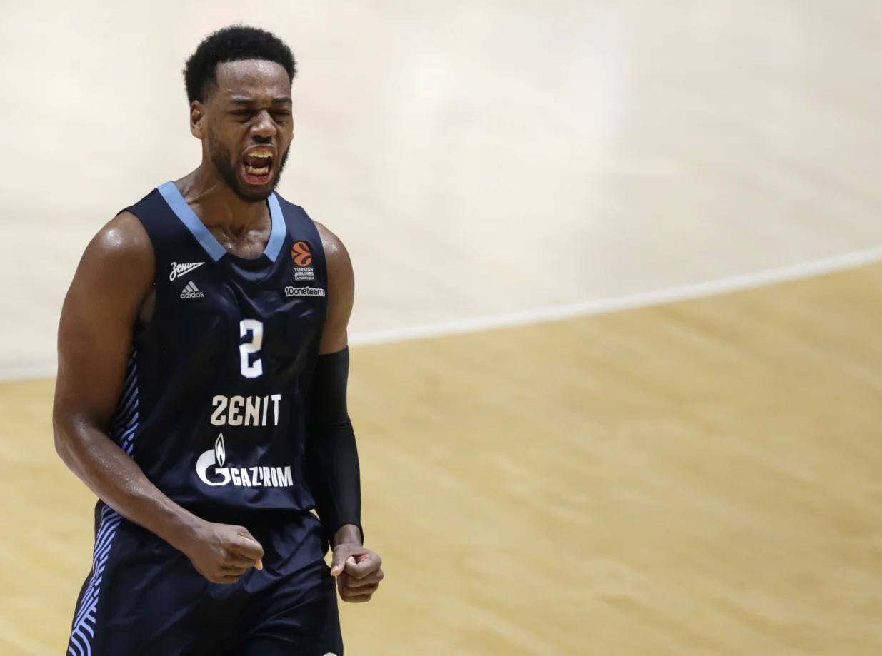 epa09660761 Zenit's Jordan Loyd reacts during the Euroleague basketball match between Red Star and and Zenit St. Petersburg in Belgrade, Serbia, 30 December 2021. EPA/ANDREJ CUKIC/Foto: Andrej Cukic