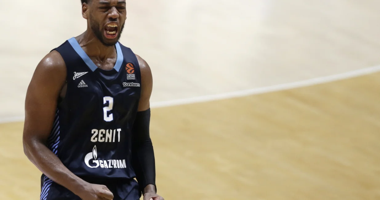epa09660761 Zenit's Jordan Loyd reacts during the Euroleague basketball match between Red Star and and Zenit St. Petersburg in Belgrade, Serbia, 30 December 2021. EPA/ANDREJ CUKIC/Foto: Andrej Cukic
