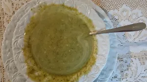 Tanjur pun gotove čorbe/